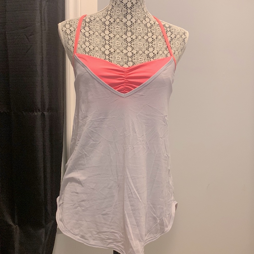 Lululemon cut out tank